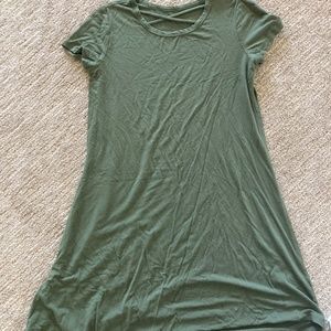 Green Dress Size L